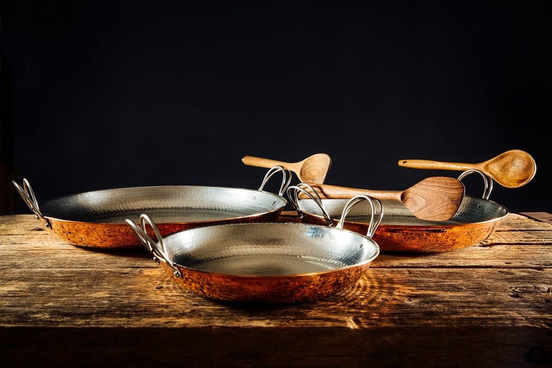 Sertodo Copper Alicante Paella Cooking Pan | 12 inch diameter | Patented Stainless Steel Handle Design| Hand Hammered, Heavy Gauge, 100% Pure Copper | Serves 4 Adults - Image 3