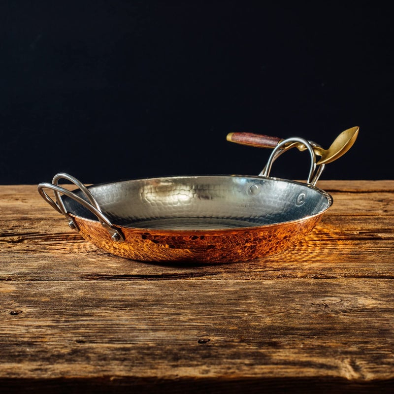 Sertodo Copper Alicante Paella Cooking Pan | 12 inch diameter | Patented Stainless Steel Handle Design| Hand Hammered, Heavy Gauge, 100% Pure Copper | Serves 4 Adults - Image 2
