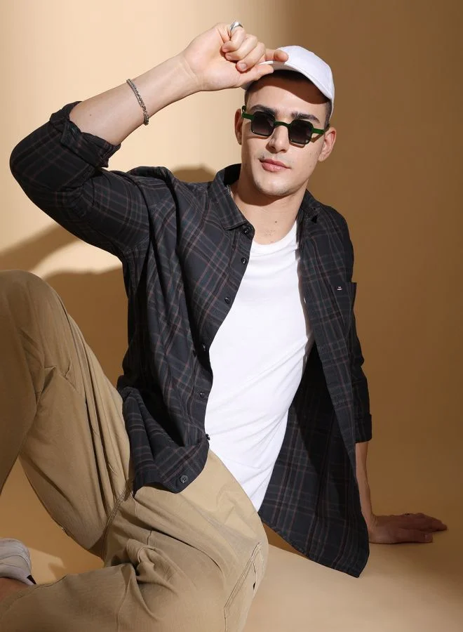 شركة المرآب الهندية Men Slim Fit Checkered Full Sleeves Cutaway Collar Casual Shirt