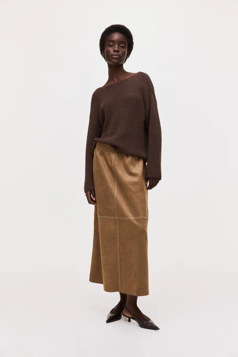 اتش اند ام تنورة ميدي