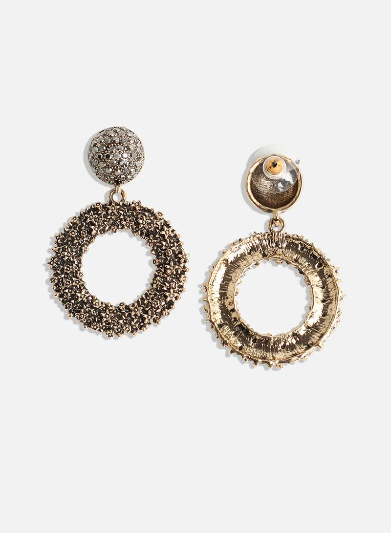SOHI Floral Cluster Circular Artificial Drop Earring Jewellery