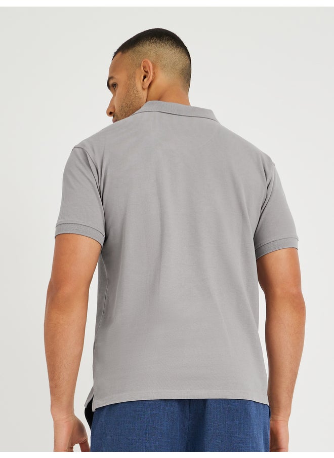 Styli Styli Solid Relaxed Fit Polo T-Shirt  - Image 4