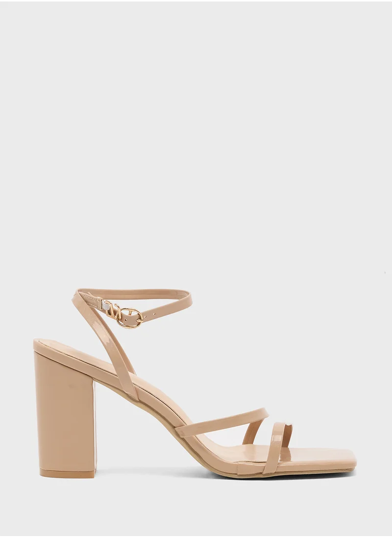 ايلا Triple Strap Block Heeled Sandal