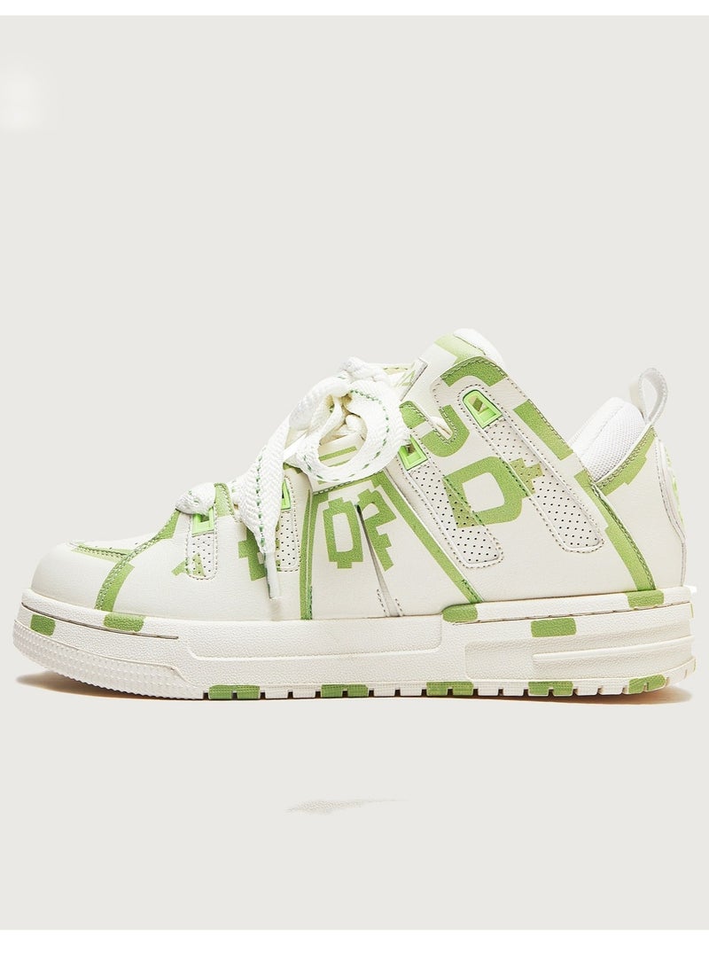 KUYING New Thick Sole Elevated Board Shoes 