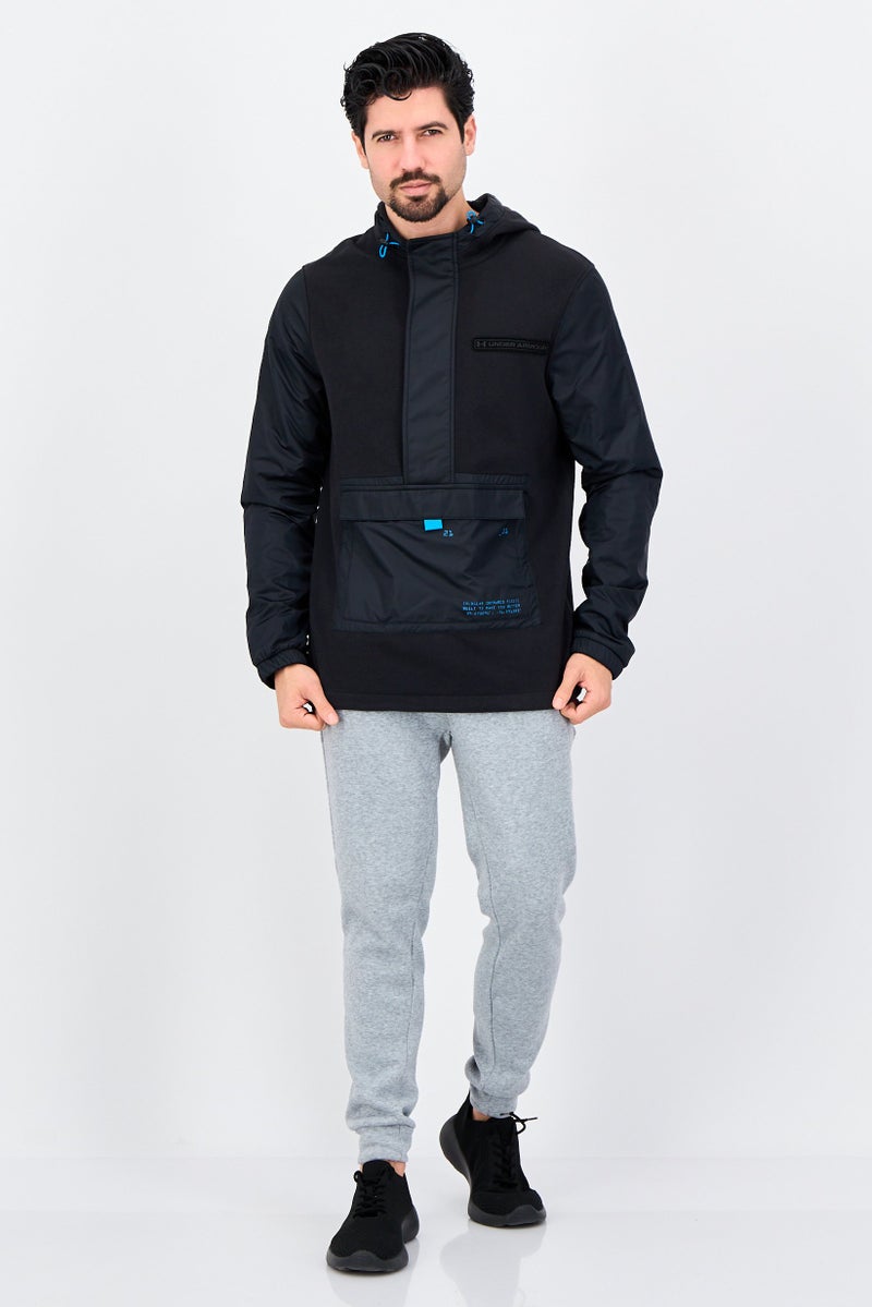 UNDER ARMOUR جاكيت خارجي بغطاء رأس بأكمام طويلة فضفاضة للرجال، أسود - Image 4