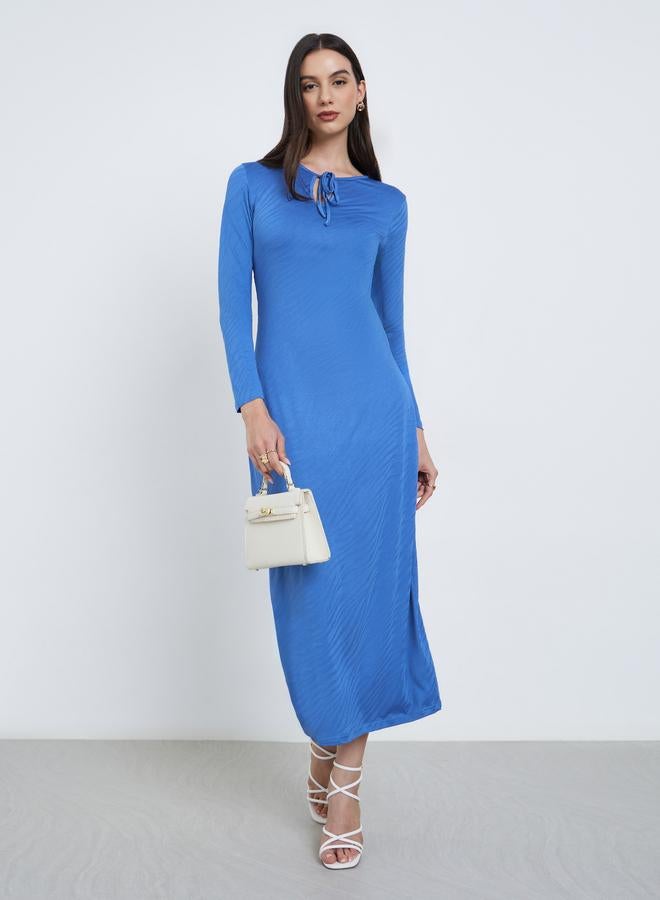 ستايلي فستان ميدي ضيق أزرق بنقشة بارزة - Image 2