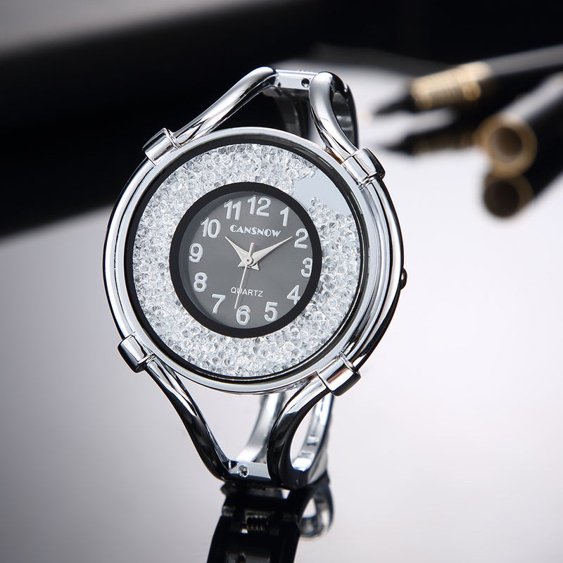 Foreign trade new fashion ladies watch fashion Joker flow diamond quartz watch women cross-border bracelet watch in stock wholesale silver black