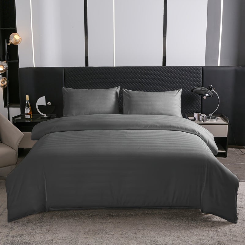 All-Season Cool And Skin-Friendly Satin Duvet Cover Soft Breathable Comfortable Duvet Cover Suitable for Bedrooms And Guest Rooms (One Duvet Cover Solely) - Image 1