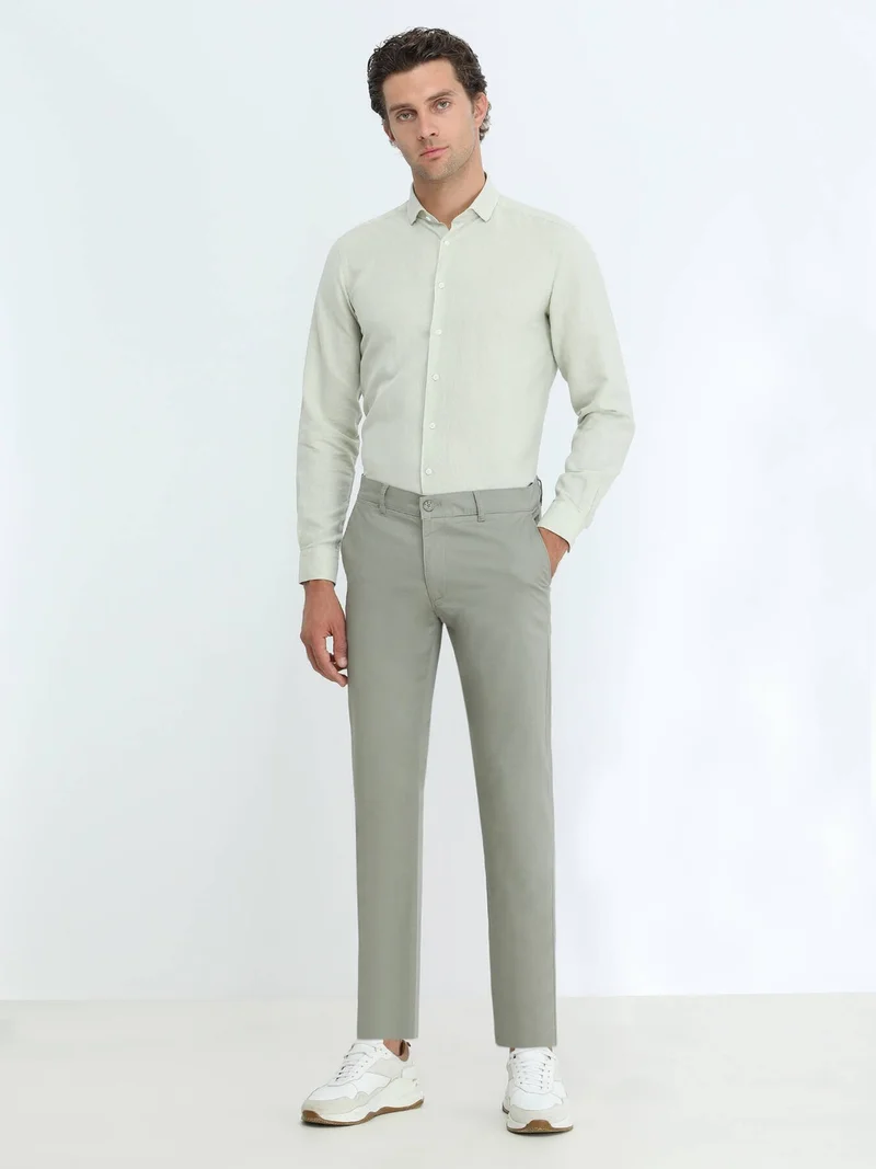 كيب Light Khaki Plain Woven Slim Fit Casual Cotton Blend Trousers
