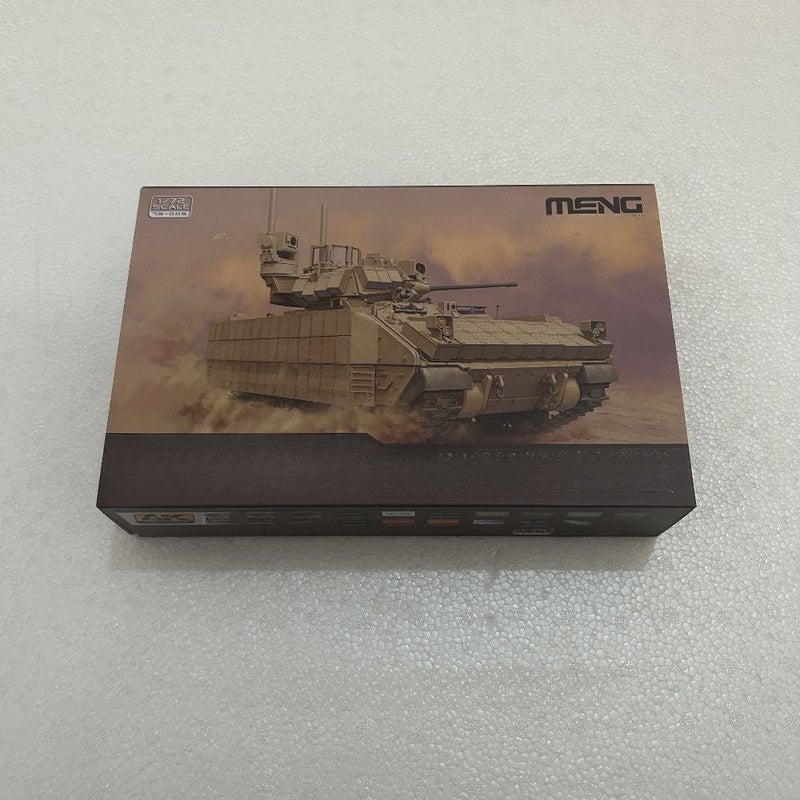 1 72 Scale M2A3 Bradley Infantry Fighting Vehicle Plastic Model Kit With BUSK III - Image 4