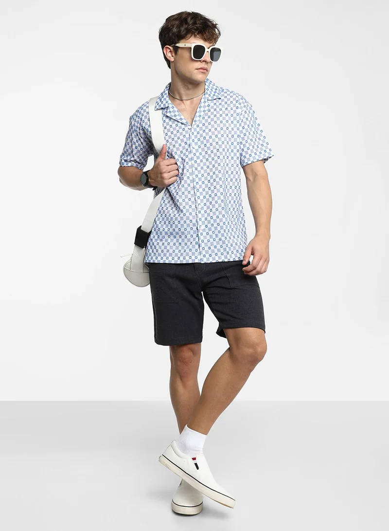 كامبوس سوترا Men's Chalk White & Prussian Blue Embroidered Checkered Shirt
