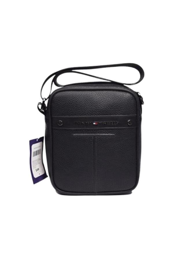 Tommy Hilfiger Plus Black Leather Original Tommy Hilfiger Crossbody Messenger Bag For Men  - Image 1