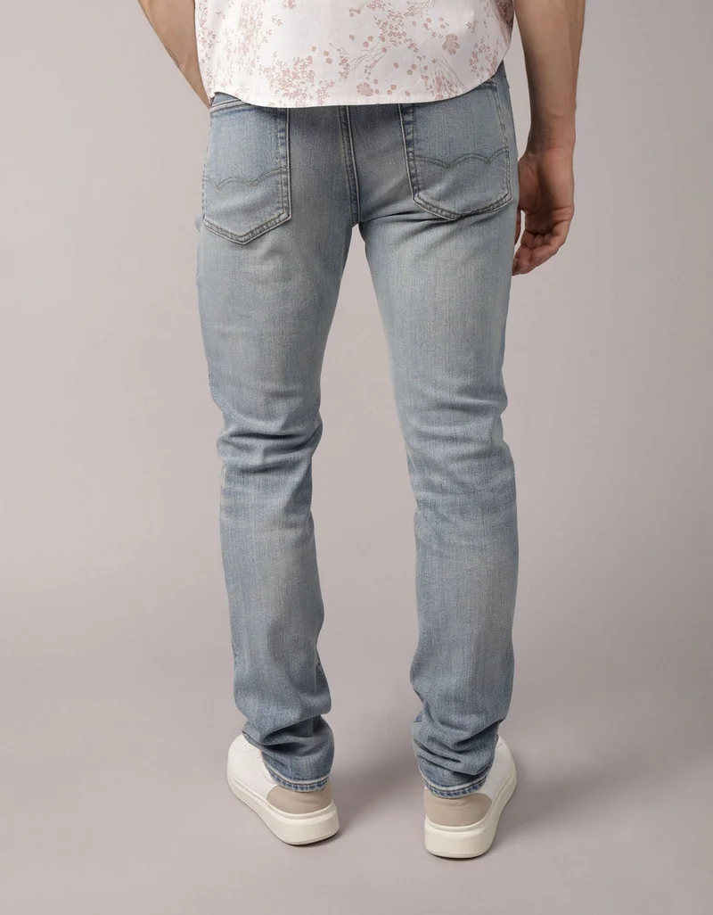 American Eagle AE AirFlex+ Slim Straight Jean