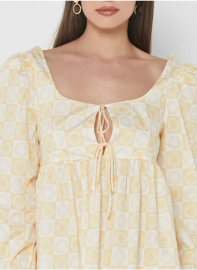 GLAMOROUS Puff Sleeve Cut Out Detail Dress