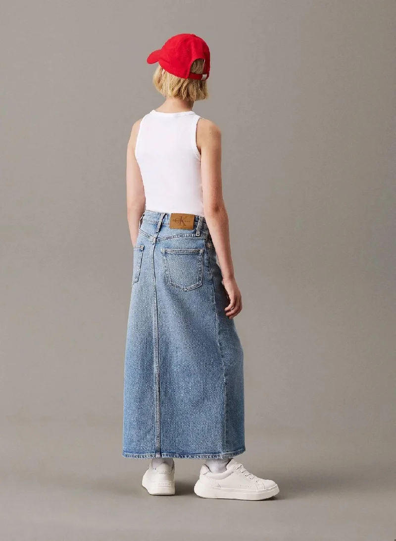 كالفن كلاين بلوزة بدون أكمام بقصة سليم مزينة بشعار كلفن كلاين