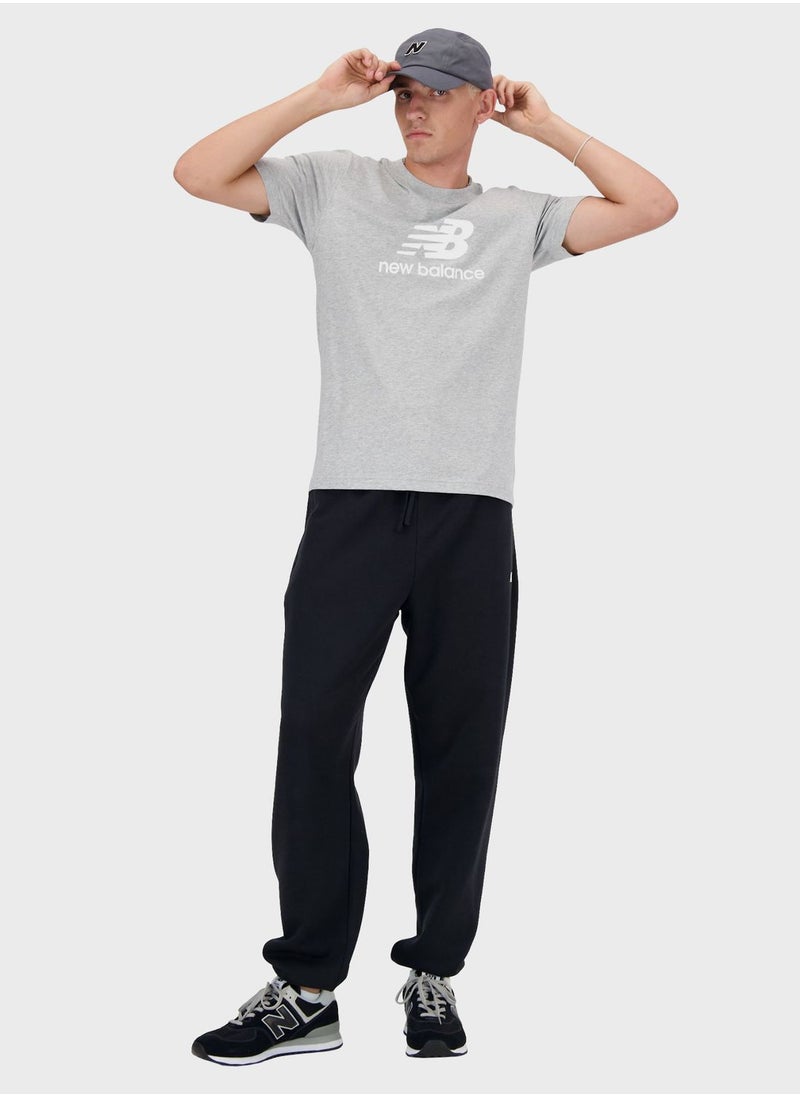 New Balance - Essentials Logo T-Shirt - Image 1