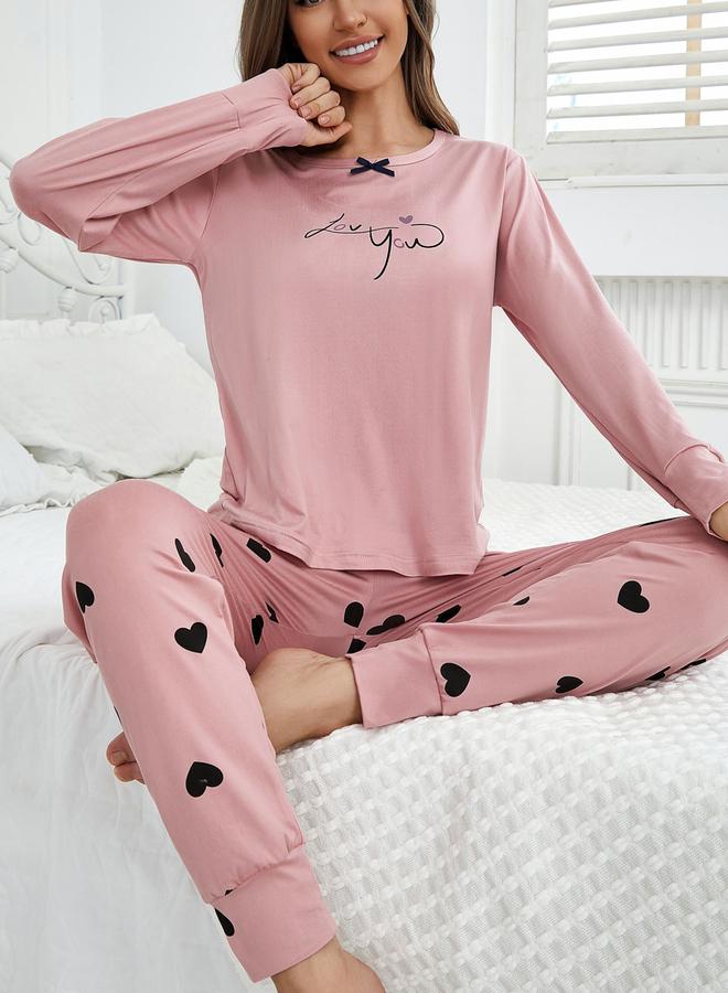 تايك تو طقم من بنطال بيجاما وتيشيرت بطبعة فيونكة - Image 3