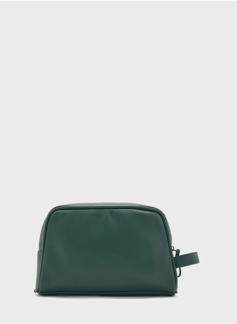 Seventy Five Men's Travels Wash Bag