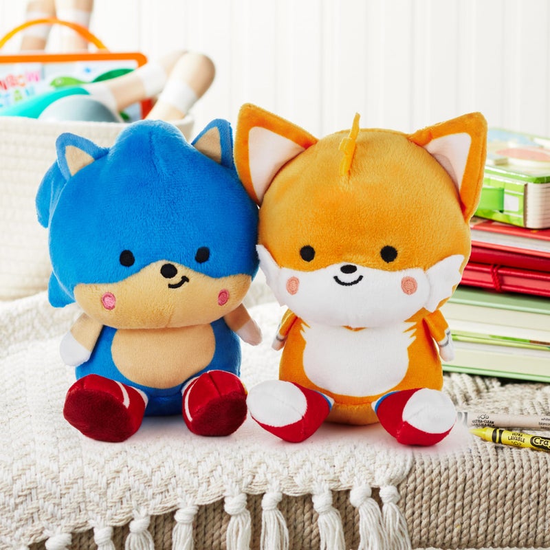 Hallmark Better Together Sega Sonic The Hedgehog Magnetic Plush Toys (Sonic and Tails) Set of 2  Gift for Kids and Fans - Image 2
