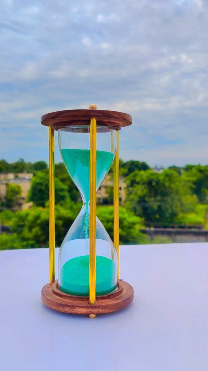 NORVILLE NORVILLE Wooden and Brass Sand Timer Hour Glass Sandglass Colored Sandclock Ideal for Exercise Tea Making 1 Minutes Hourglass Decorative Gift Items by Venus Mart Wooden Timer with Green Sand