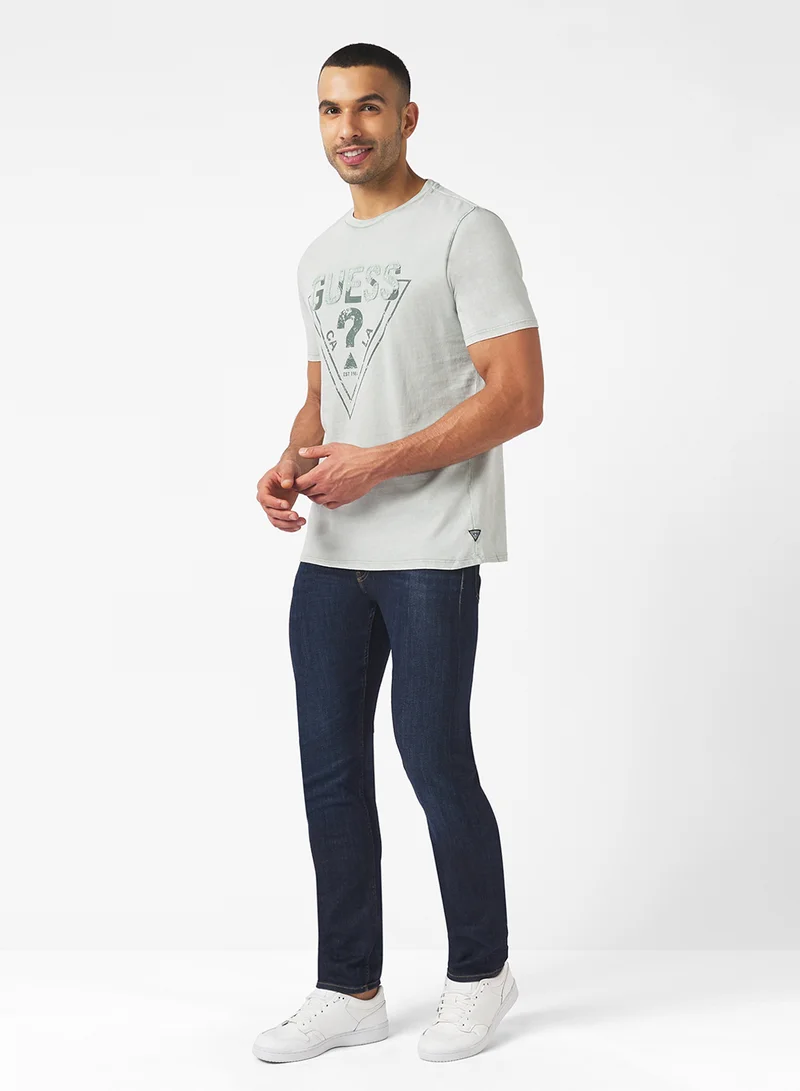 GUESS Short Sleeve Bsc Gueshort Sleeve Inset Logo T-Shirt