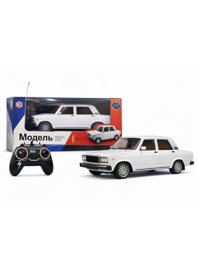 Remote Control Classic Model Car - 1:18 Scale - Blue - Image 3
