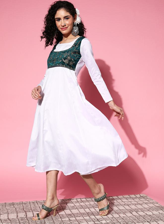SASSAFRAS SASSAFRAS Velvet Embroidered Jacket Anarkali Midi Dress - Image 2