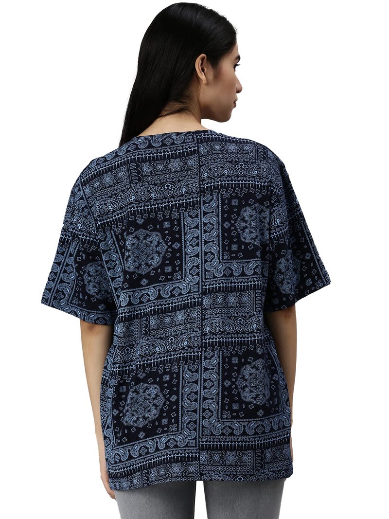 Veirdo Multicolour Oversized Cotton Crew Neck T-Shirt with Bandana Print for Women - Image 2