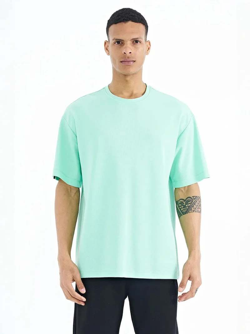 تومي لايف TOMMY Oversized Cotton-Blend Crew Neck T-Shirt With Patch