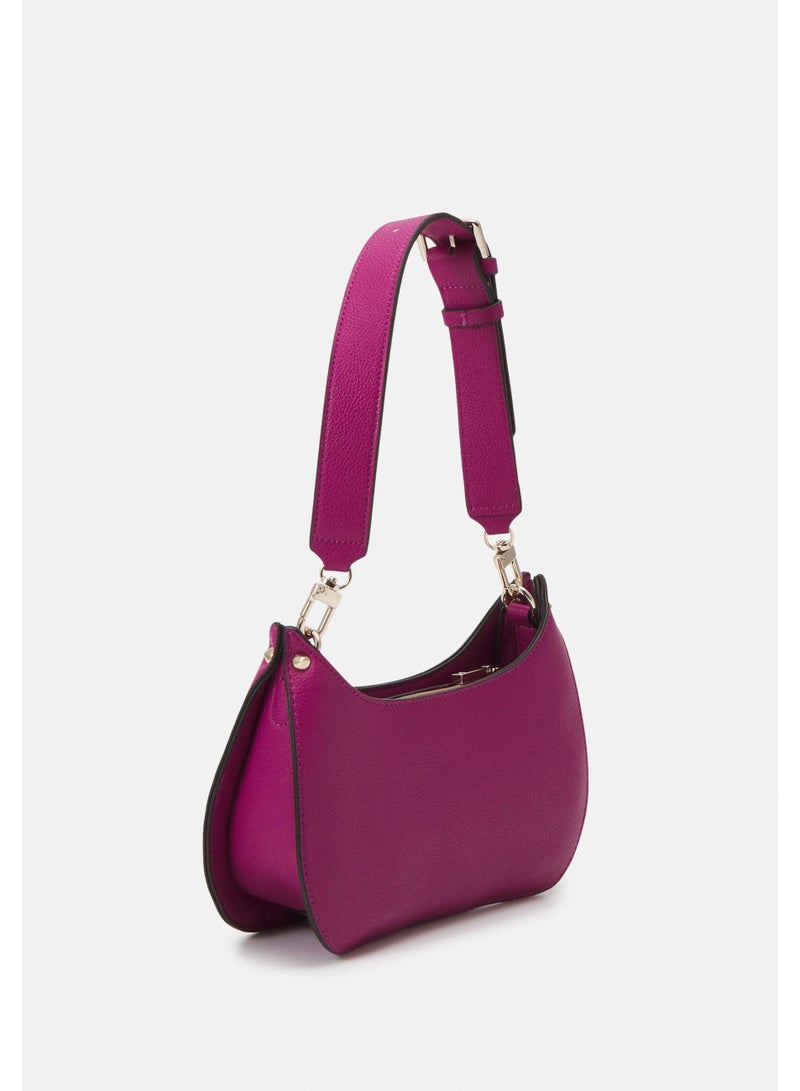 جس حقيبة GUESS Meridian Mini Top Zip – لمسة أنيقة بلون البويزن بيري الجريء - Image 2