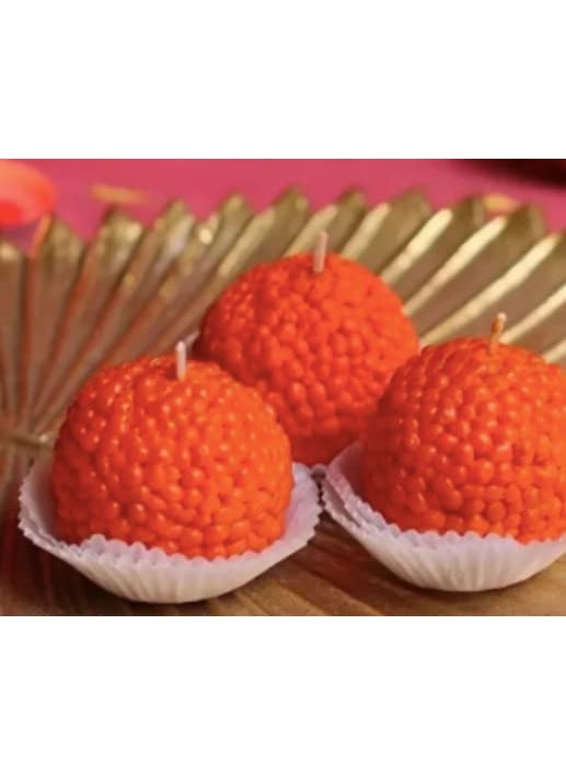 BUMBLEBERRY Bumbleberry Motichoor Ladoo Candle 100 Soy Wax Hand Poured Decorative Scented Candle Festive Gifting 30gm Each Pack of 3  - Image 3