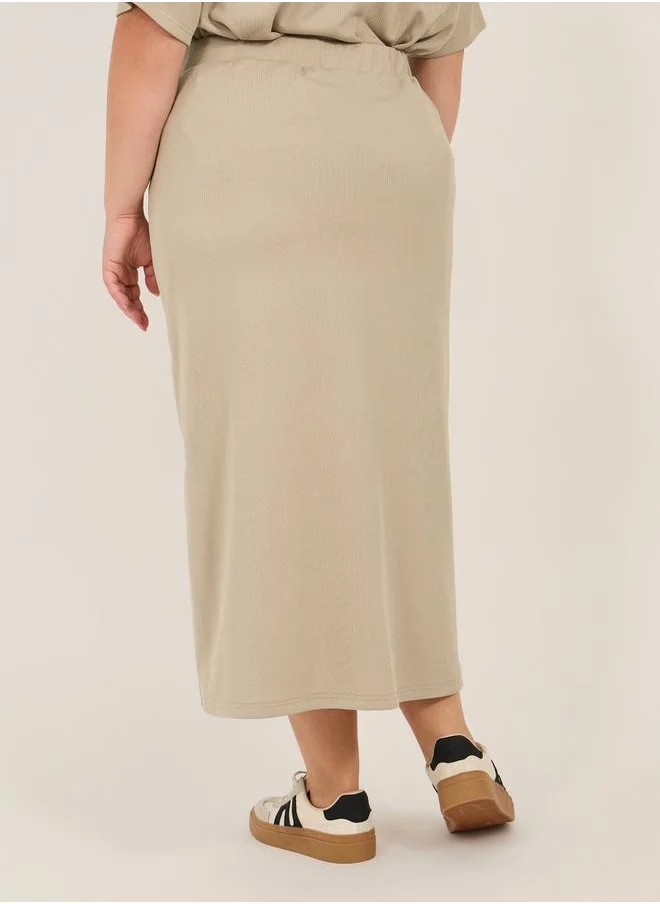 Styli Plus Size Rib Knit A-Line Maxi Skirt