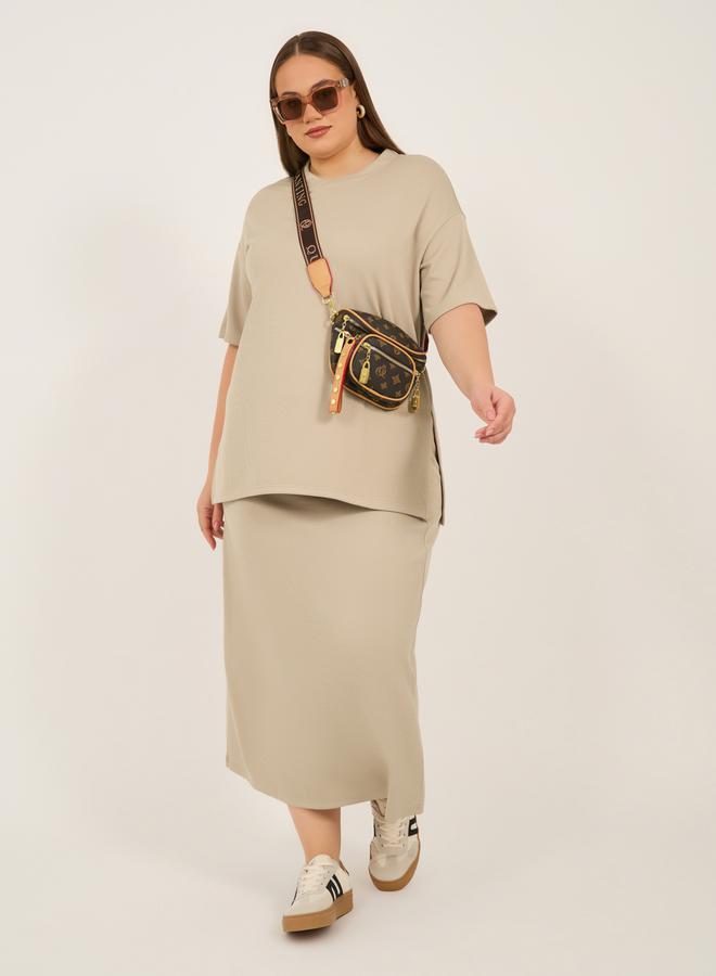 Styli Styli Plus Size Rib Knit A-Line Maxi Skirt - Image 1