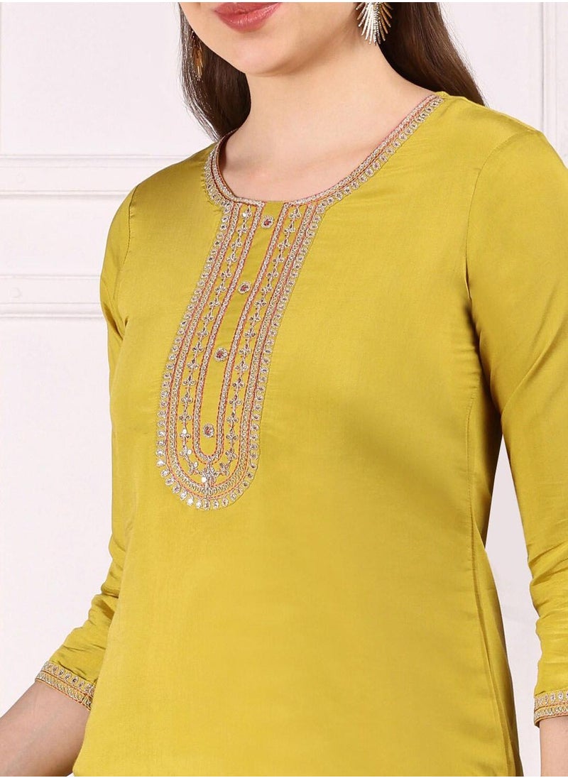 ISHIN Women's Yellow Viscose Blend Embellished Tunic Full Length Casual Straight Fit Kurta Set  - Image 2