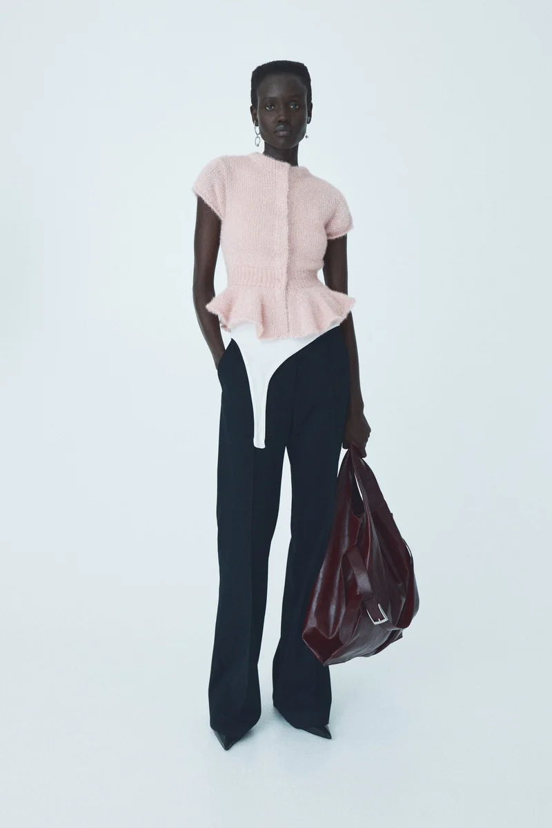 H&M Knitted peplum top