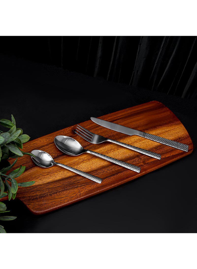 Royalford 16-Piece Cutlery Set Stainless Steel Cutlery Includes 4 Teaspoons, 4 Dinner spoons, 4 Dinner Forks, 4 Dinner Knives Stylish Hammered Finish, Suitable for Dining Table - Image 2