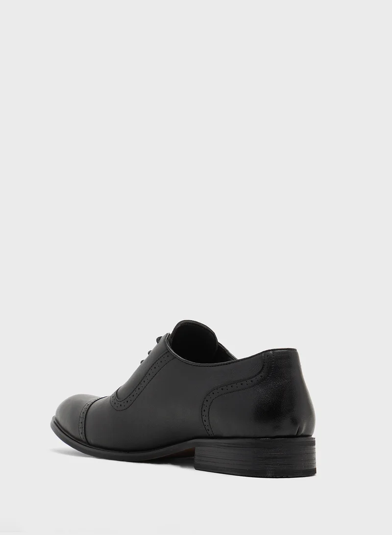 روبرت وود Brogue Detail Oxford Formal Lace Ups