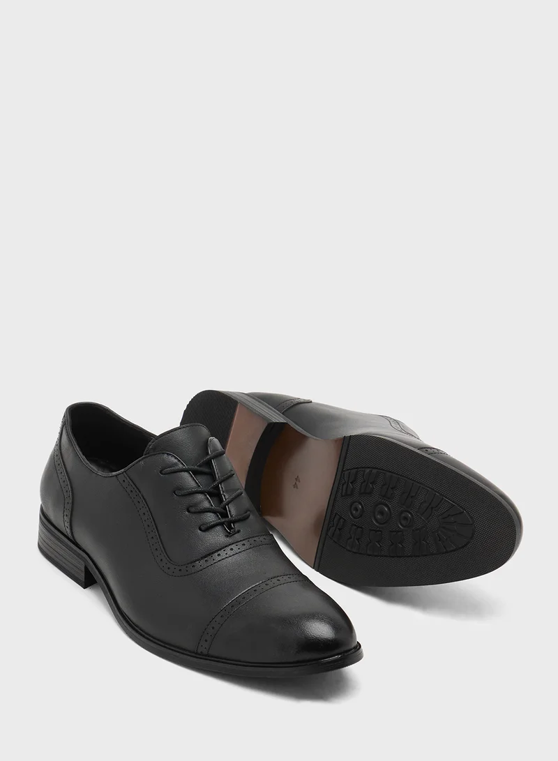 روبرت وود Brogue Detail Oxford Formal Lace Ups