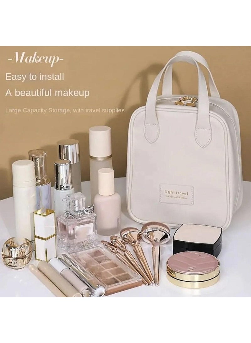 حقيبة مكياج فاخرة باللون البيج الفاتح – تصميم أنيق بسعة كبيرة و أقسام متعددة، مثالية للسفر أو الاستخدام اليومي - Image 5