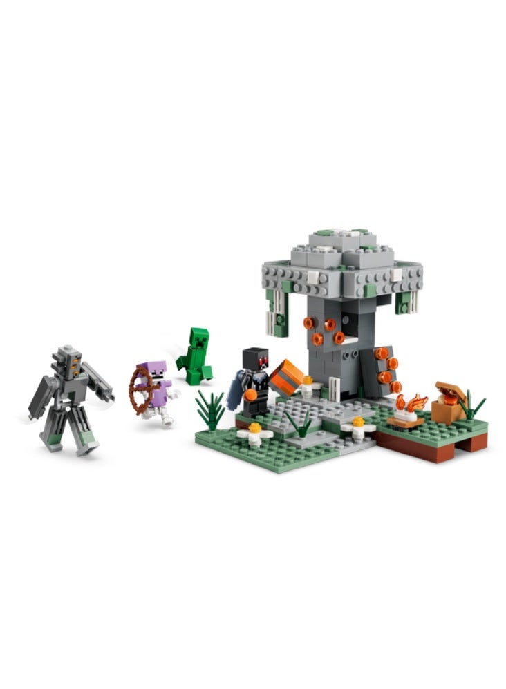 LEGO Minecraft The Pale Garden Building Set - Image 5
