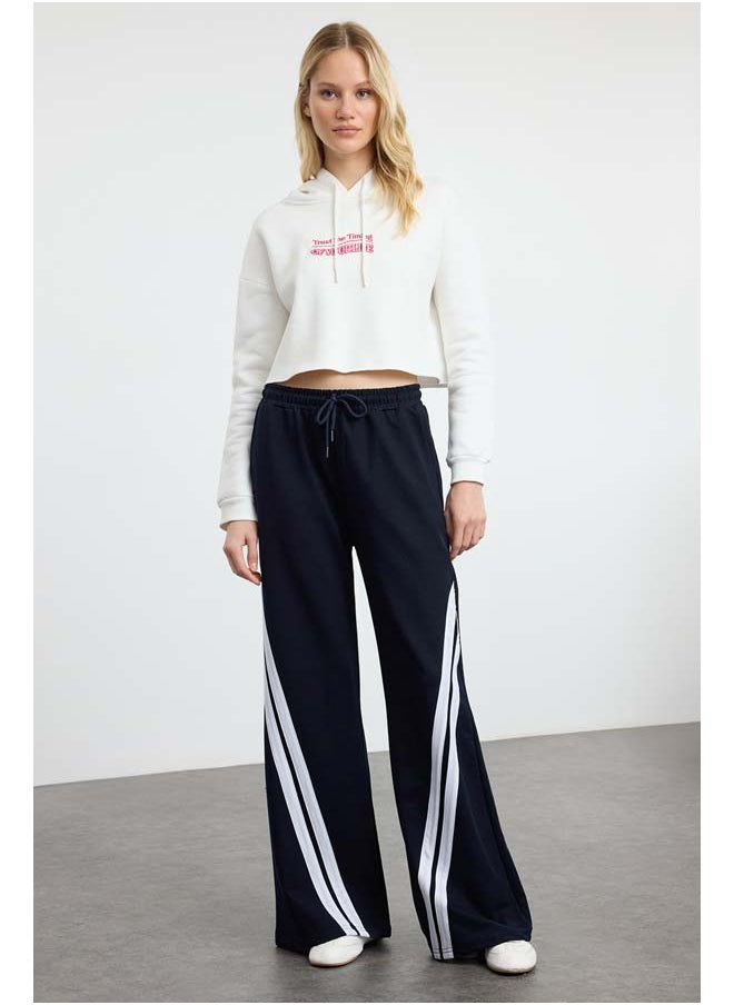 trendyol Dark Navy Color Block Stripe Detail Wide Leg Knitted Sports Sweatpants THMAW25EA00000  - Image 2