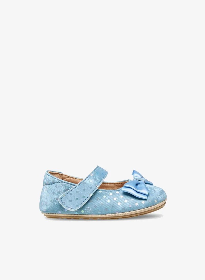 Barefeet Booties With Hook And Loop Closure