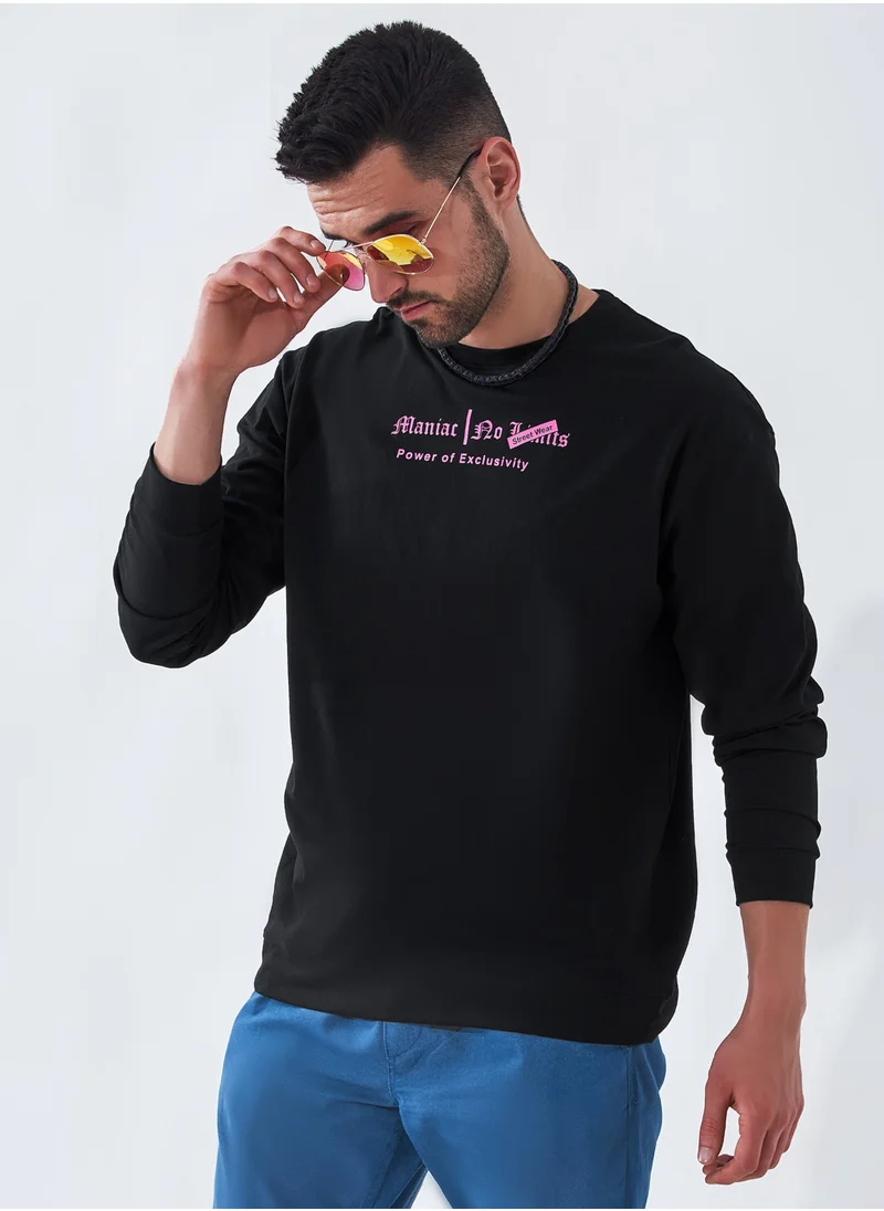 مانياك Maniac Men Printed Round Neck Full Sleeve Black Cotton Slim Fit T-Shirt