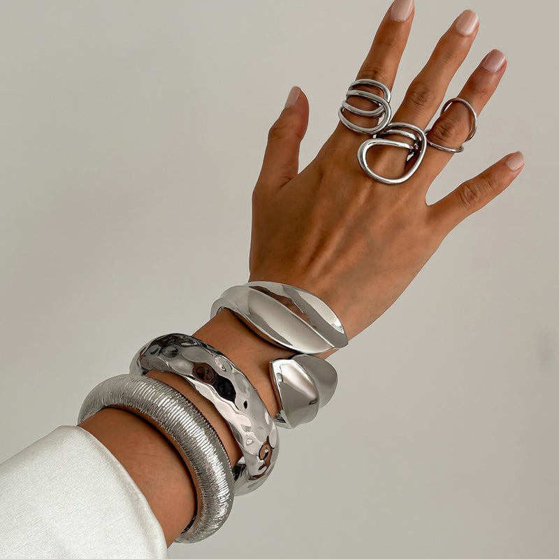 WU European and American Style Exaggerated Leaf Shiny Bracelet - Unique Irregular Stripe Open Cuff Jewelry - Image 2