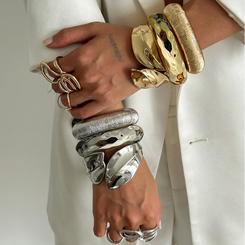WU European and American Style Exaggerated Leaf Shiny Bracelet - Unique Irregular Stripe Open Cuff Jewelry - Image 3