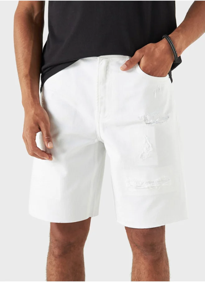 لي كوبر Solid Denim Shorts With Ripped Detail And Pockets