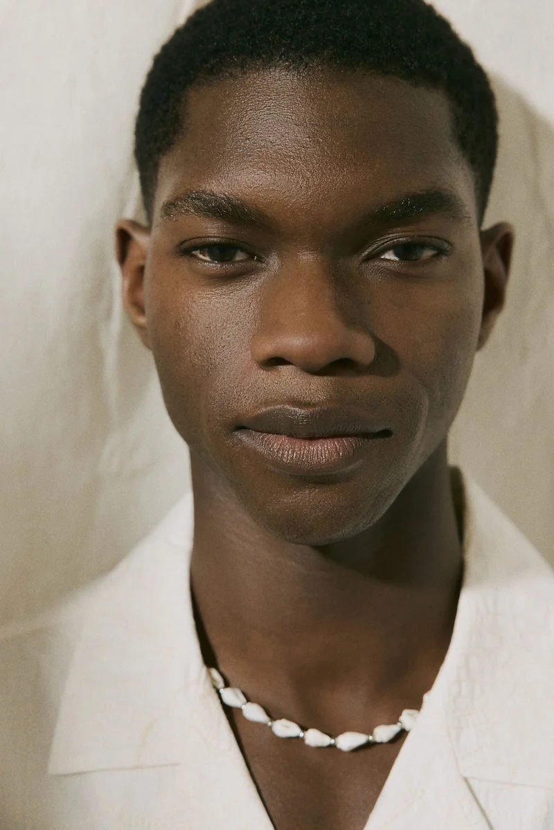 H&M Regular Fit Embroidered resort shirt