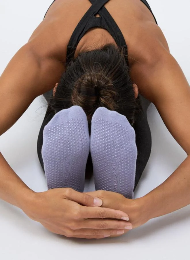Styli Active Purple Thin Cross Over Straps Silicon Pad No Show Yoga Socks