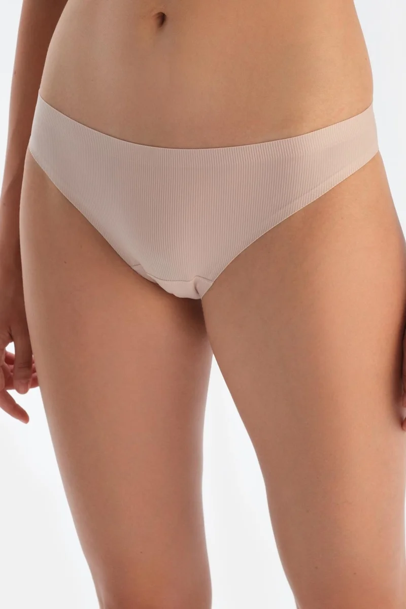 داجي Pudra 5152KC 2-Piece Camisole Brazilian Panties