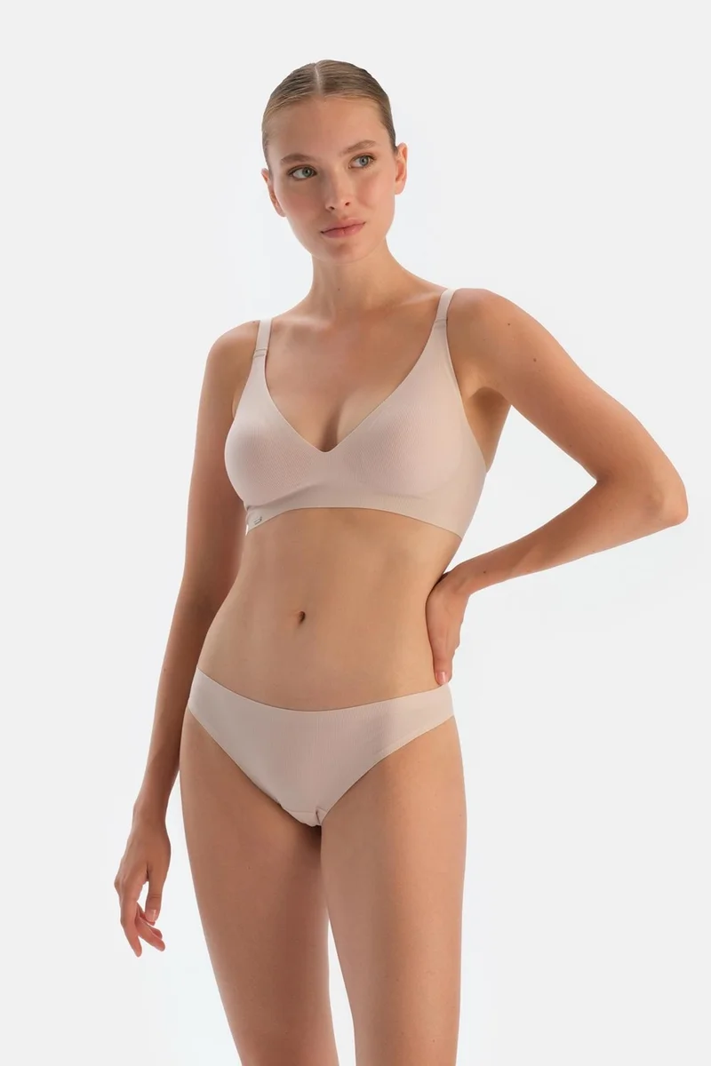 داجي Pudra 5152KC 2-Piece Camisole Brazilian Panties